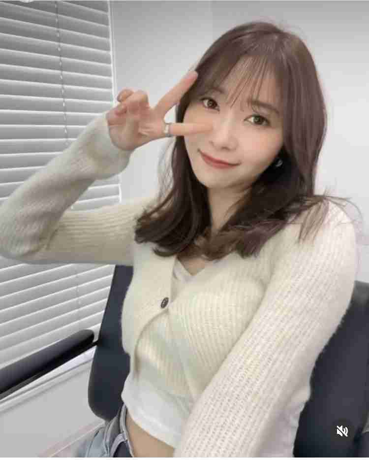 指原莉乃表紙のMAQUIAには有能現品リップ付き！　その大人気ぶりにファン「コンビニ本屋9件ハシゴして揃いました」