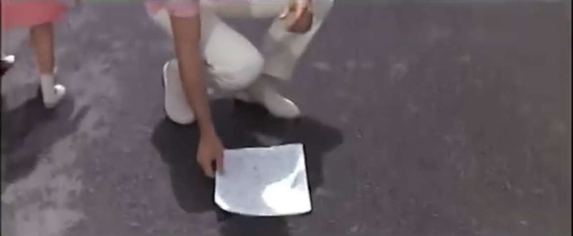 人物が映ってない画像で映画のタイトルを当てるトピ Part2