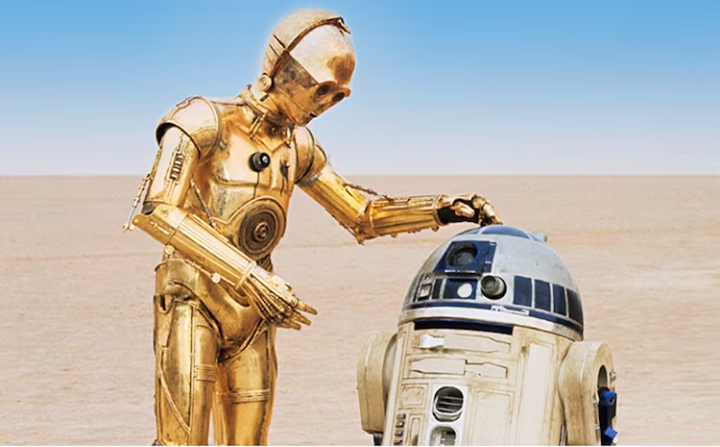 ゼンデイヤのスケスケなロボット衣装にネット震撼…「まるでC-3PO」