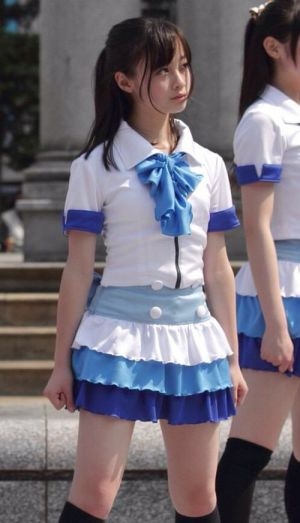 橋本環奈、5年ぶり「写真集」初登場7位 「こんな環奈ちゃん見たことない」「可愛すぎる」と反響の話題作