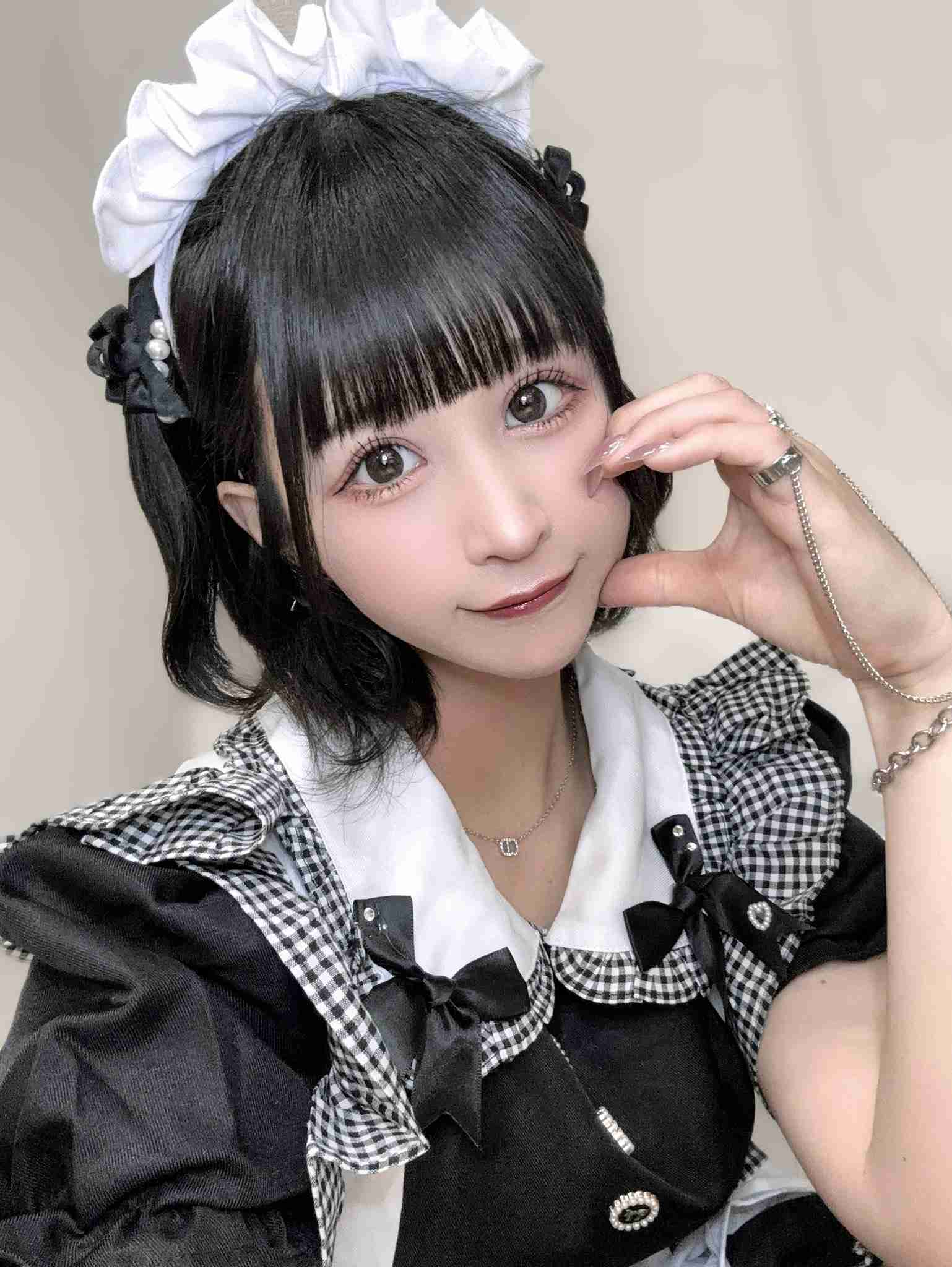 「ブスじゃん」　整形アイドル、ビラ配り中の“心ない声”に「涙が止まらなくなってしまい」　経験明かした投稿へのエールに感謝