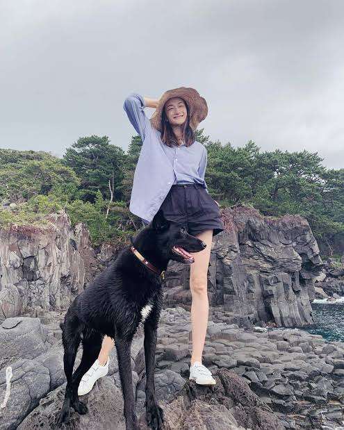 本当に自宅ですか!?　冨永愛、豪華な自宅に驚きの声「天井高ぁーい」「モデルルームみたいなお部屋」