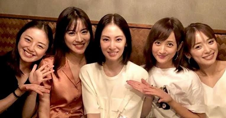 橋本環奈「自分のことが大好きなので(笑)」 25歳誕生日発売の写真集に自信 人生の目標は「自然体で素敵な女性に」