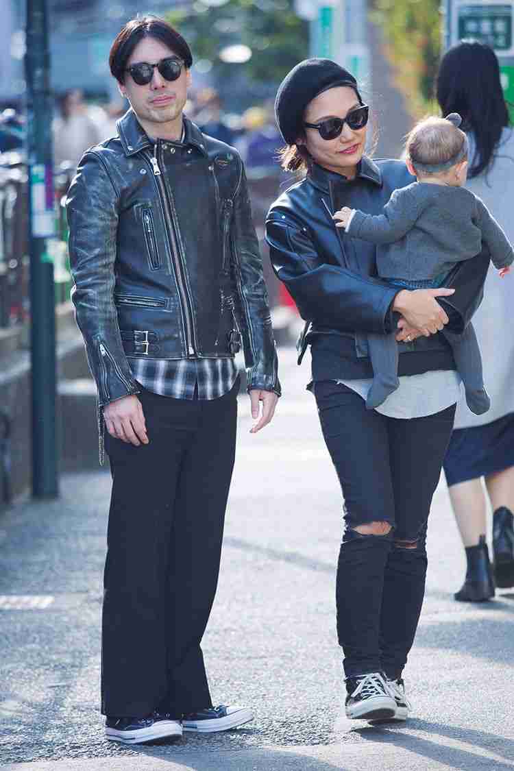 “こんな母”を見て育った姉妹「こうなります」　それぞれ“好き”が伝わってくる母と娘のコーディネートに「素敵な親子すぎる」「カッコいい親子や」の声