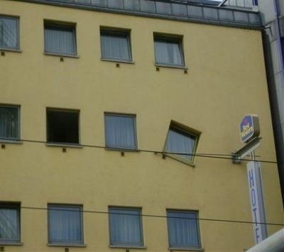 なんか変な画像を貼ってから寝るトピ