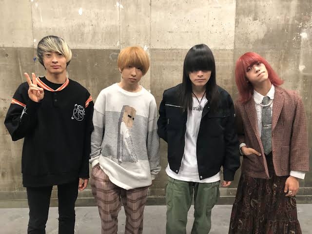 ガル民が最近ハマってるバンド・アーティスト誰ですか？