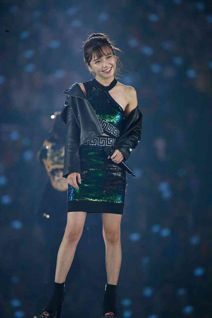 NEWS小山慶一郎＆AAA宇野実彩子、結婚発表　約一年半の交際期間経て　宇野の父の誕生日にゴールイン