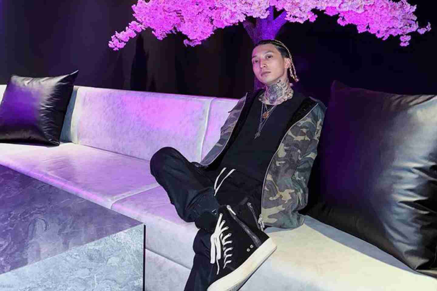 おばのゴマキと「うり二つ」！　“般若タトゥー”のラッパー・RUNE999、デビュー作が即日チャート1位で「ここからがスタート」