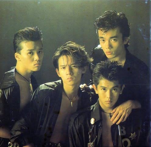 男闘呼組、握手会で再集結 早朝から長蛇の列 女性ファン「手を洗いたくない!」