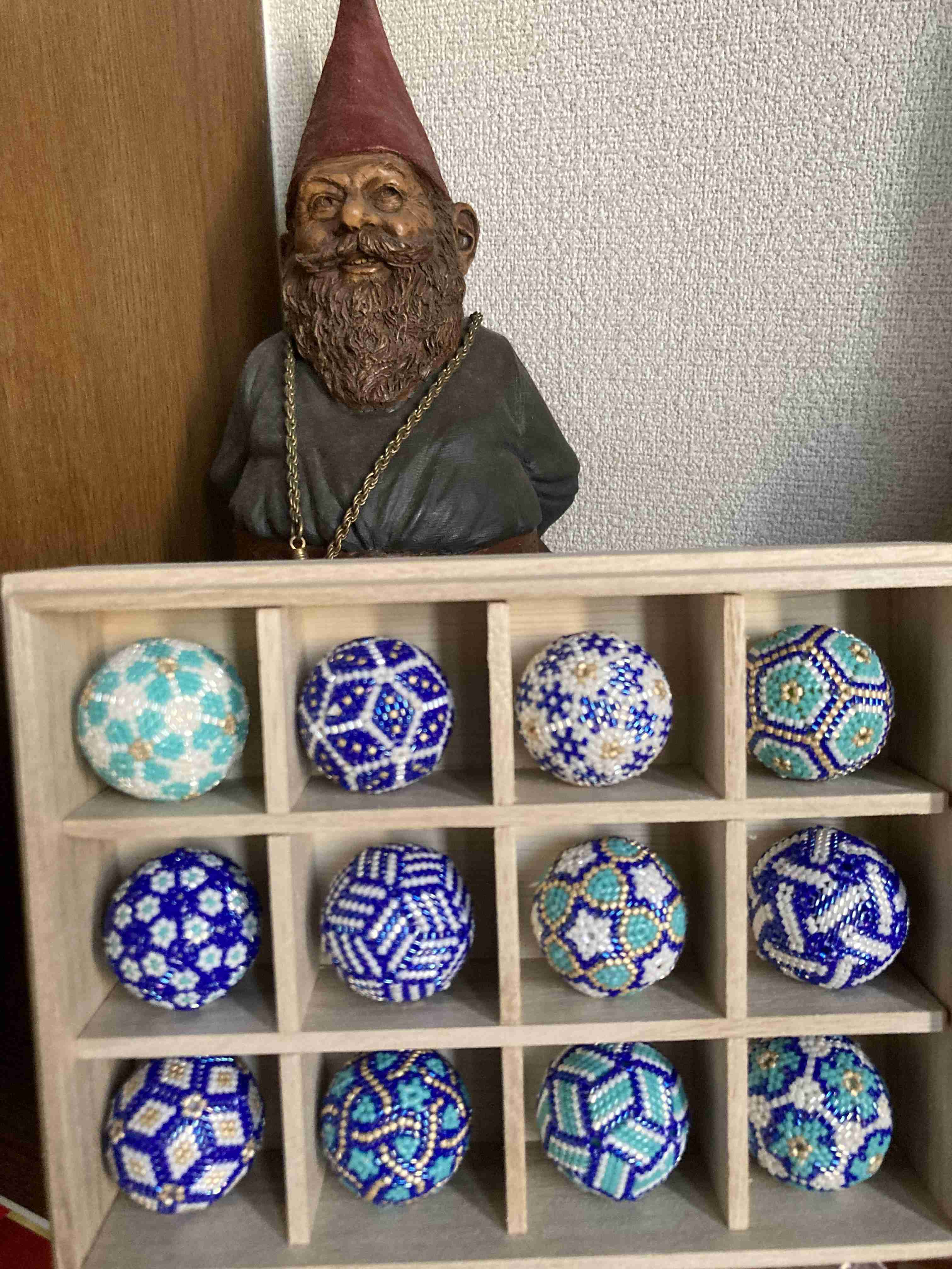 ビーズのアクセサリー好きな人