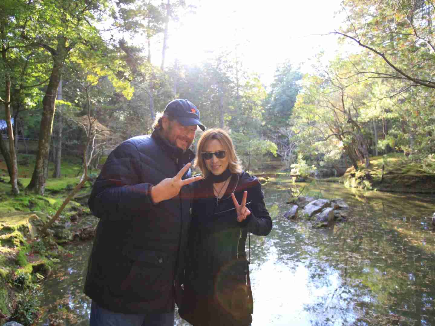 大谷翔平も山本由伸もニッコリ　YOSHIKIの生演奏とキティの始球式で笑顔のスリーショット