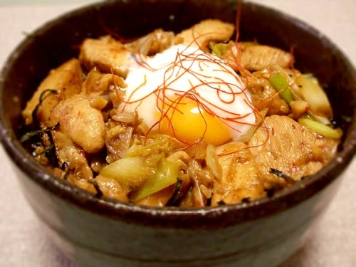 温泉卵をのせると美味しいもの