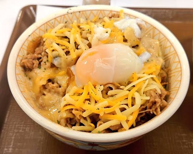 温泉卵をのせると美味しいもの