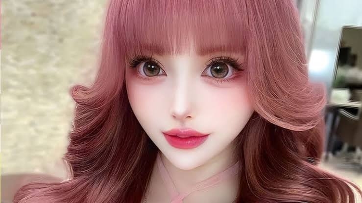 写真加工、やりすぎてしまうワケ 脳が自分の顔を特別視？