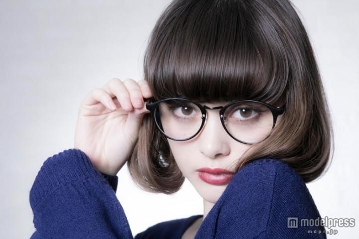 【画像】メガネの美男美女を貼ろう！