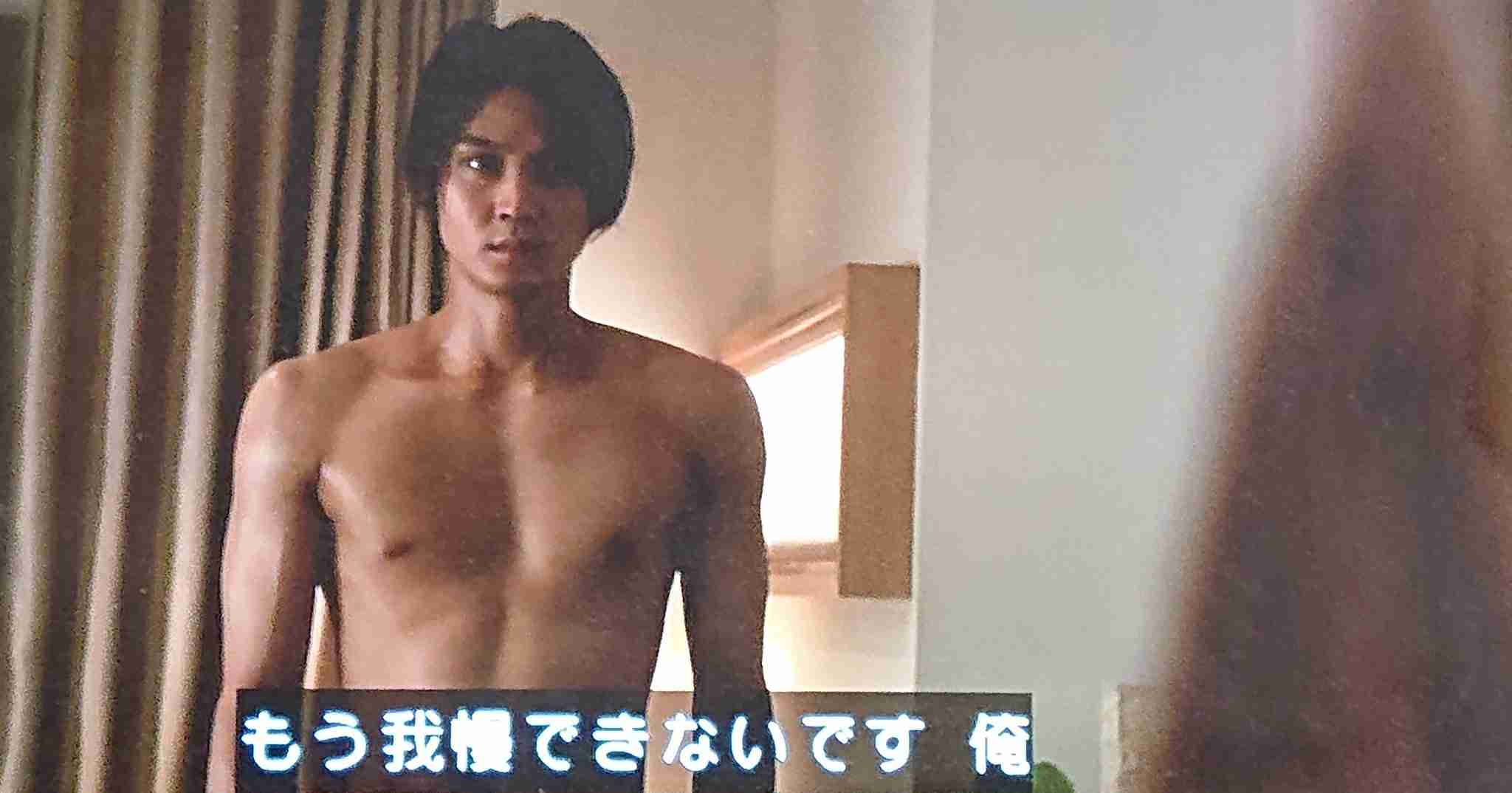 女性が大分年上のカップル（作品）