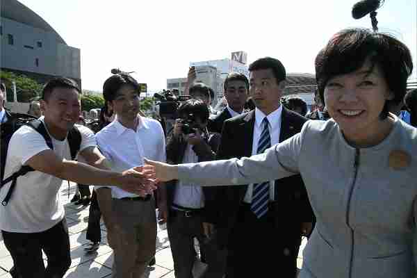 つばさの党 代表ら3人を逮捕「選挙の自由妨害」の疑い 警視庁