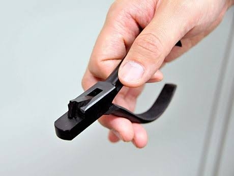 自動改札機に通す「紙のきっぷ」が消える？東武鉄道が驚きの方針 「磁気乗車券の全廃」打ち出す