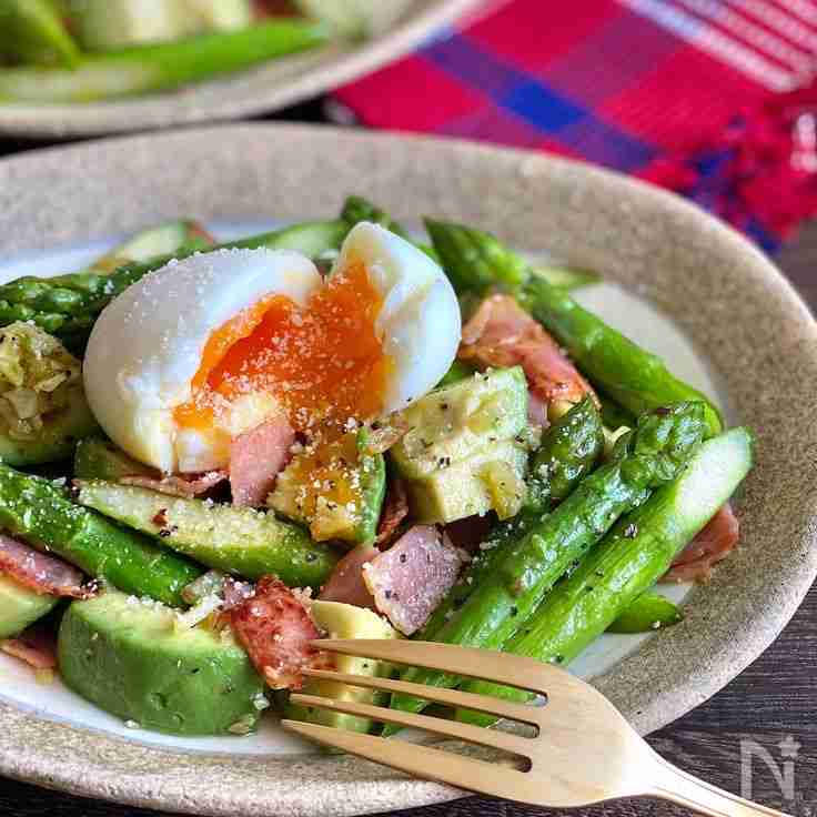 温泉卵をのせると美味しいもの