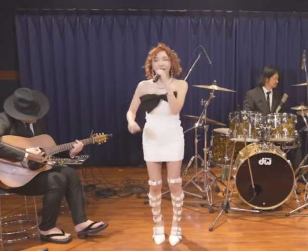 36歳・加護亜依　「体育着みたいなショートパンツ」タイトな個性派コーデに「スタイル良すぎ」の声