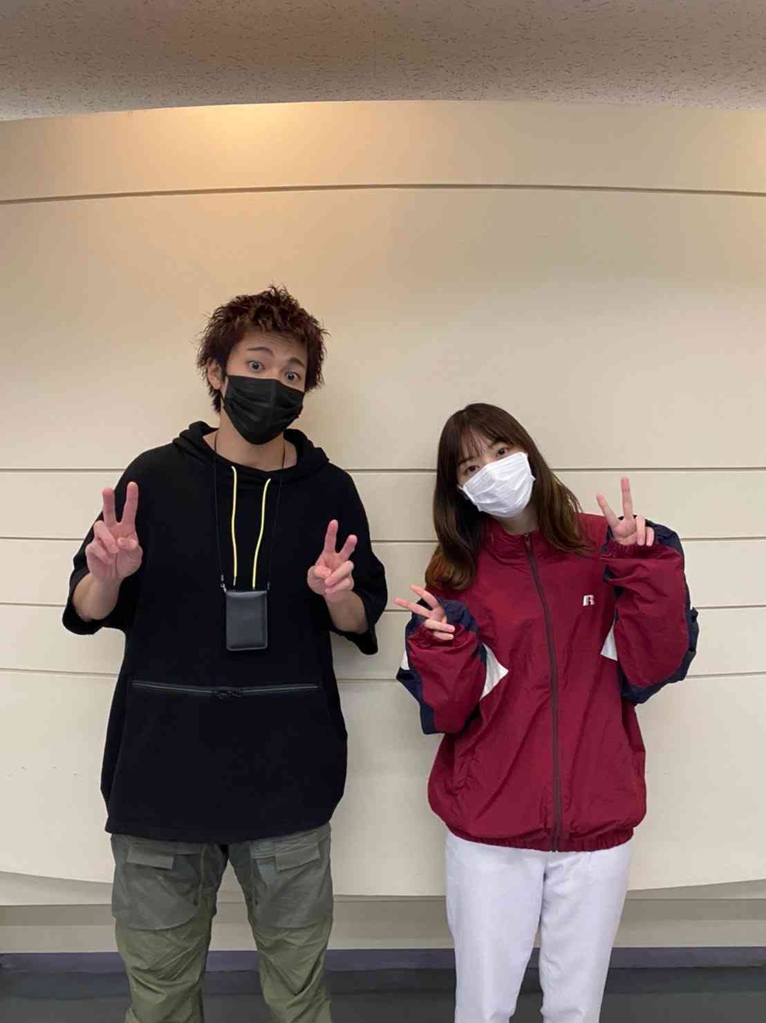 芸能人カップルの画像を貼るトピ