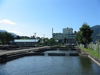 「目を離した隙に娘が見えなくなった」4歳の女の子が貯水池で見つかる　意識不明の重体　岐阜県下呂市