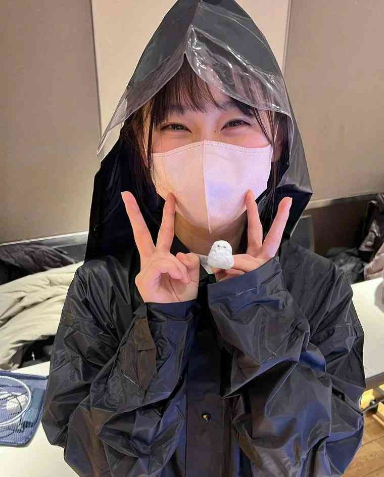 20歳未満も活動、アイドルグループの写真に「加熱式タバコ」　イベント運営「主催スタッフの私物」と釈明
