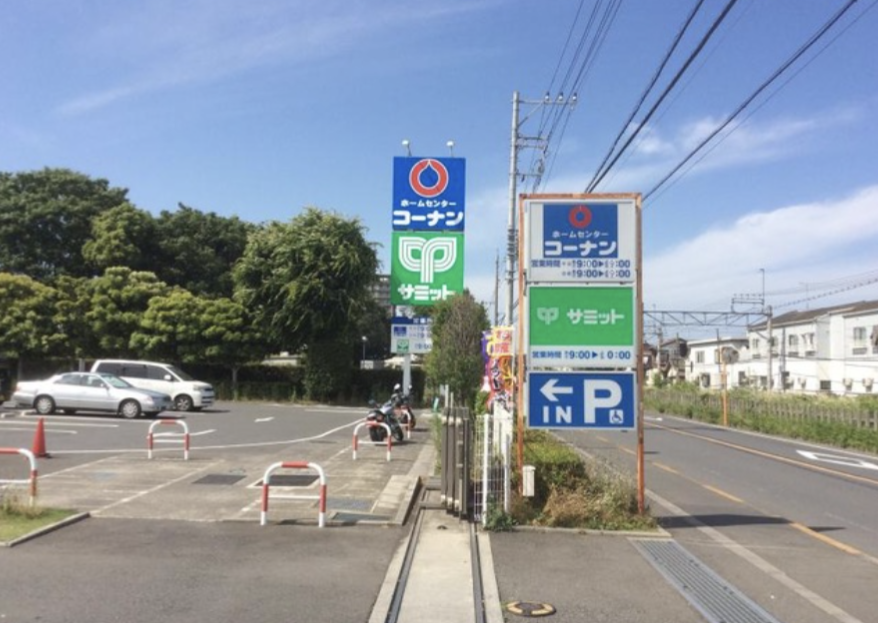 「車が止まらなかった、勝手に走って行った」70代女の車が暴走　別の車2台に衝突し女性をはねる…女性はその後死亡　東京・小平市