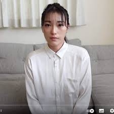 広末涼子、オーバーサイズの白シャツまぶしい最新笑顔ショット「よい日曜日をお過ごしください」