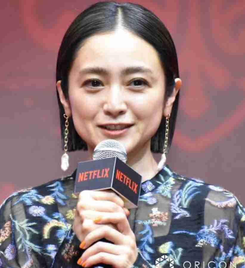 48歳ウソでしょ 内田有紀、美少女感の美貌ワンピで現る「私もヨンハチさん」4K8K放送