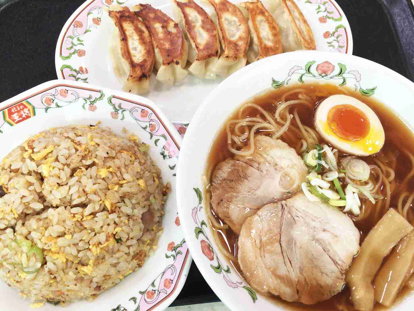 ラーメンにライスつけますか?