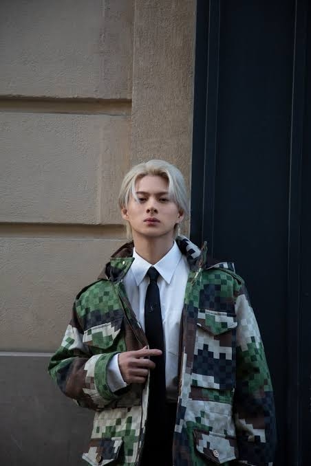ハイブランドを着こなす有名人の写真📸 Part2