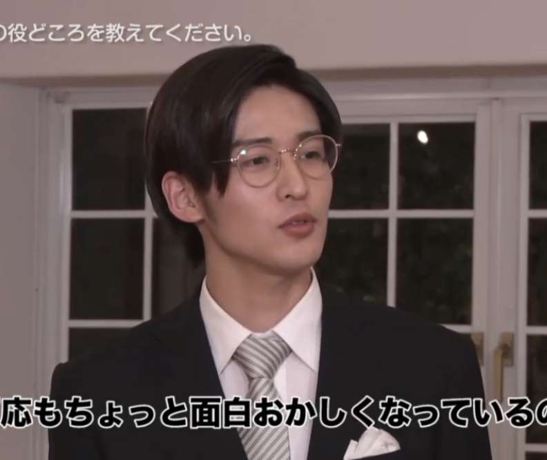Snow Man目黒蓮、“めめと過ごす癒しの一日”表現　まばゆい光に包まれ『anan』1年ぶり登場で表紙