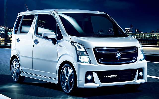 軽自動車の王者「N-BOX」に何が起きた？ 販売ランキングでついに「首位陥落」、その納得理由とは