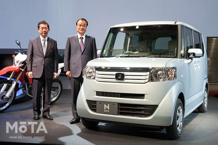 軽自動車の王者「N-BOX」に何が起きた？ 販売ランキングでついに「首位陥落」、その納得理由とは