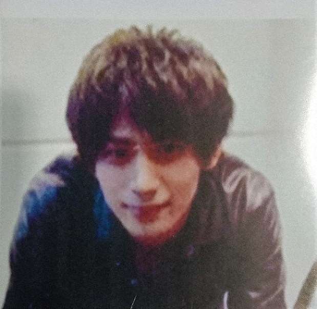 犯罪者の容姿を褒めることについてどう思いますか?