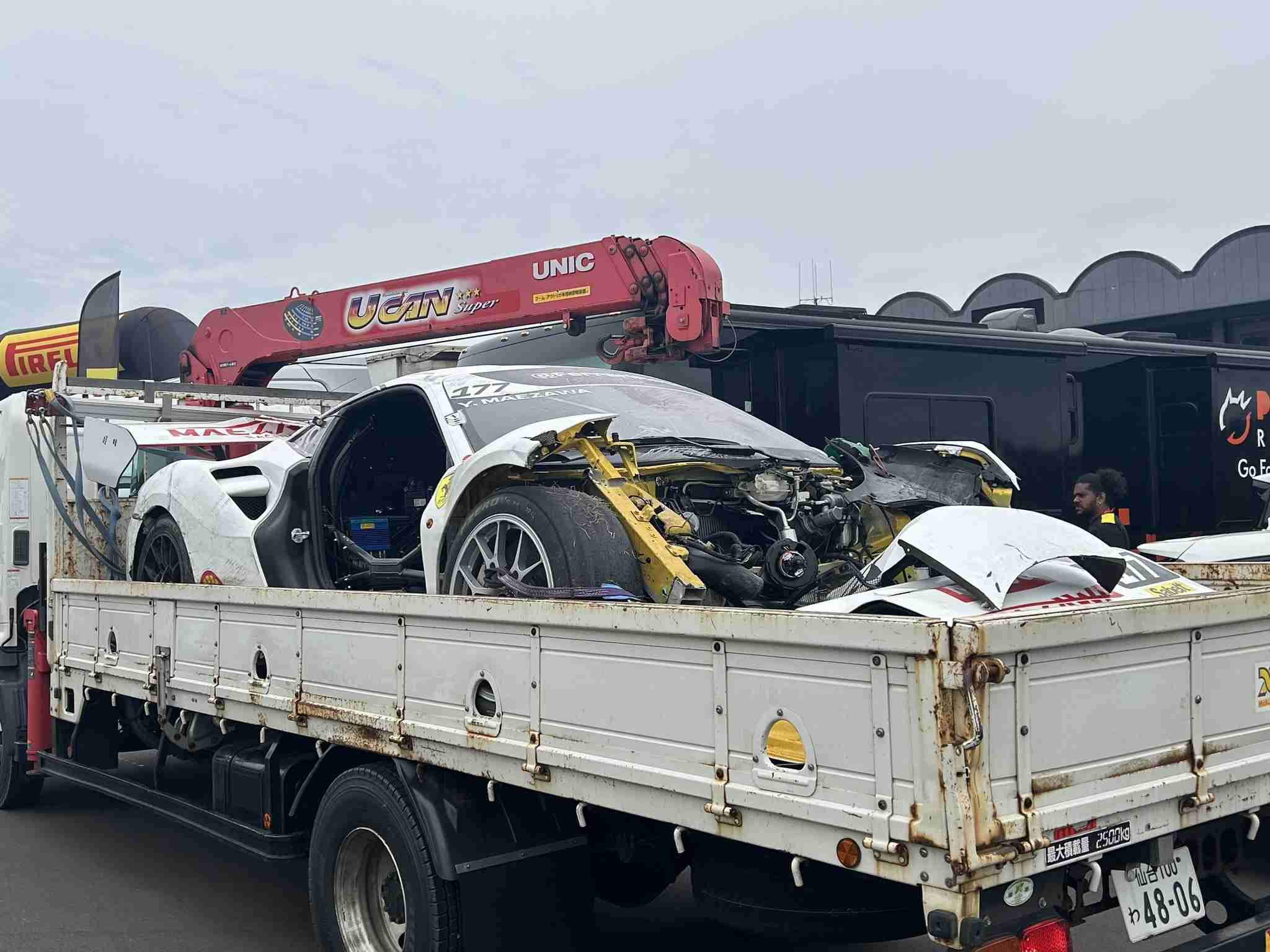 前澤友作氏、宮城県のカーレースで追突事故 救急搬送も命に別条なし 車は大破、ドクターヘリも出動