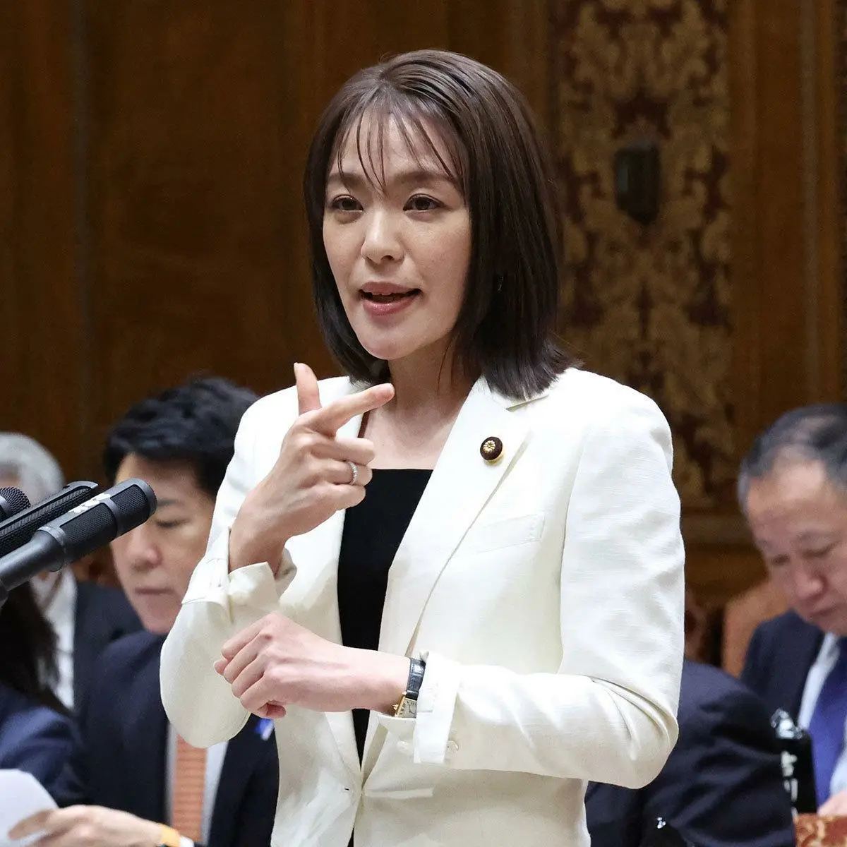 「国会を舐めている」と大ヒンシュク…自民党・今井絵理子議員が国会を長期欠席していた「あきれた理由」