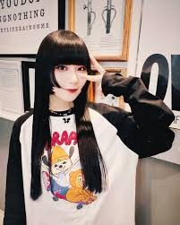 黒髪、切れ長の目、小さい鼻…元祖・トップモデル、山口小夜子が初めてパリで認められた瞬間
