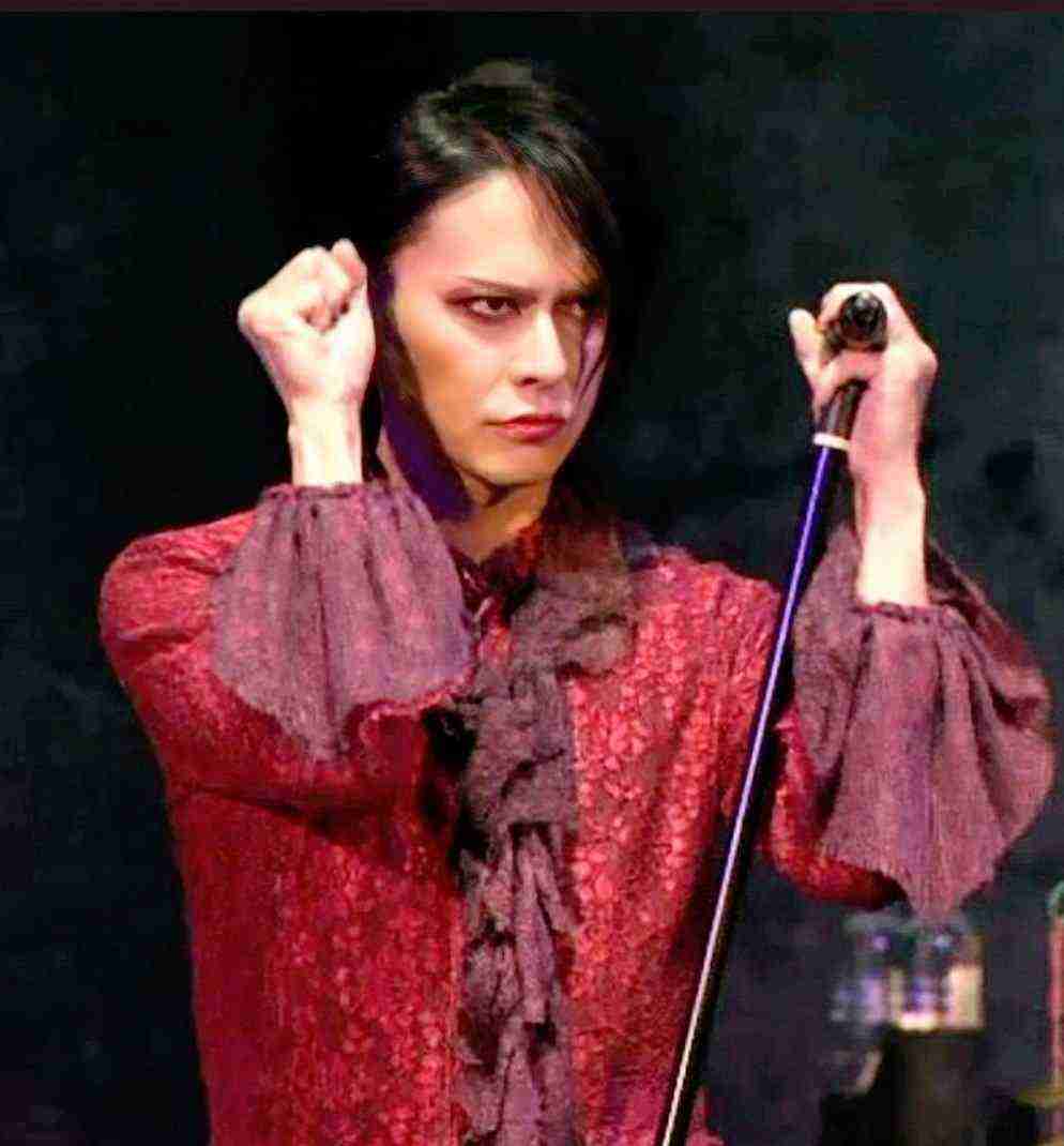 あっちゃん（櫻井敦司）語るトピ♥