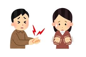 手や足にしびれや痛みのある人