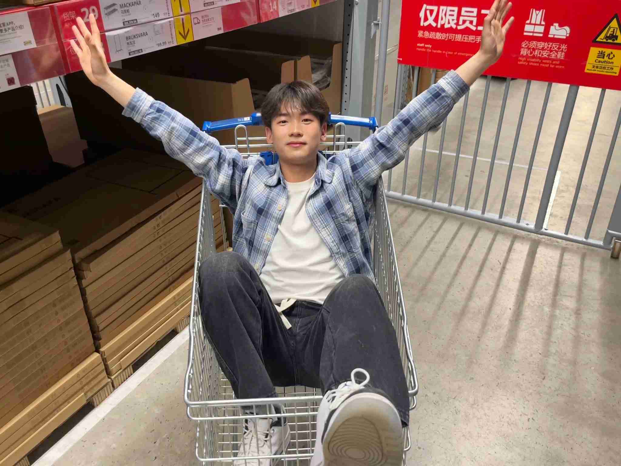 週末の夜にみんなが集まる夜更かし雑談トピpart8