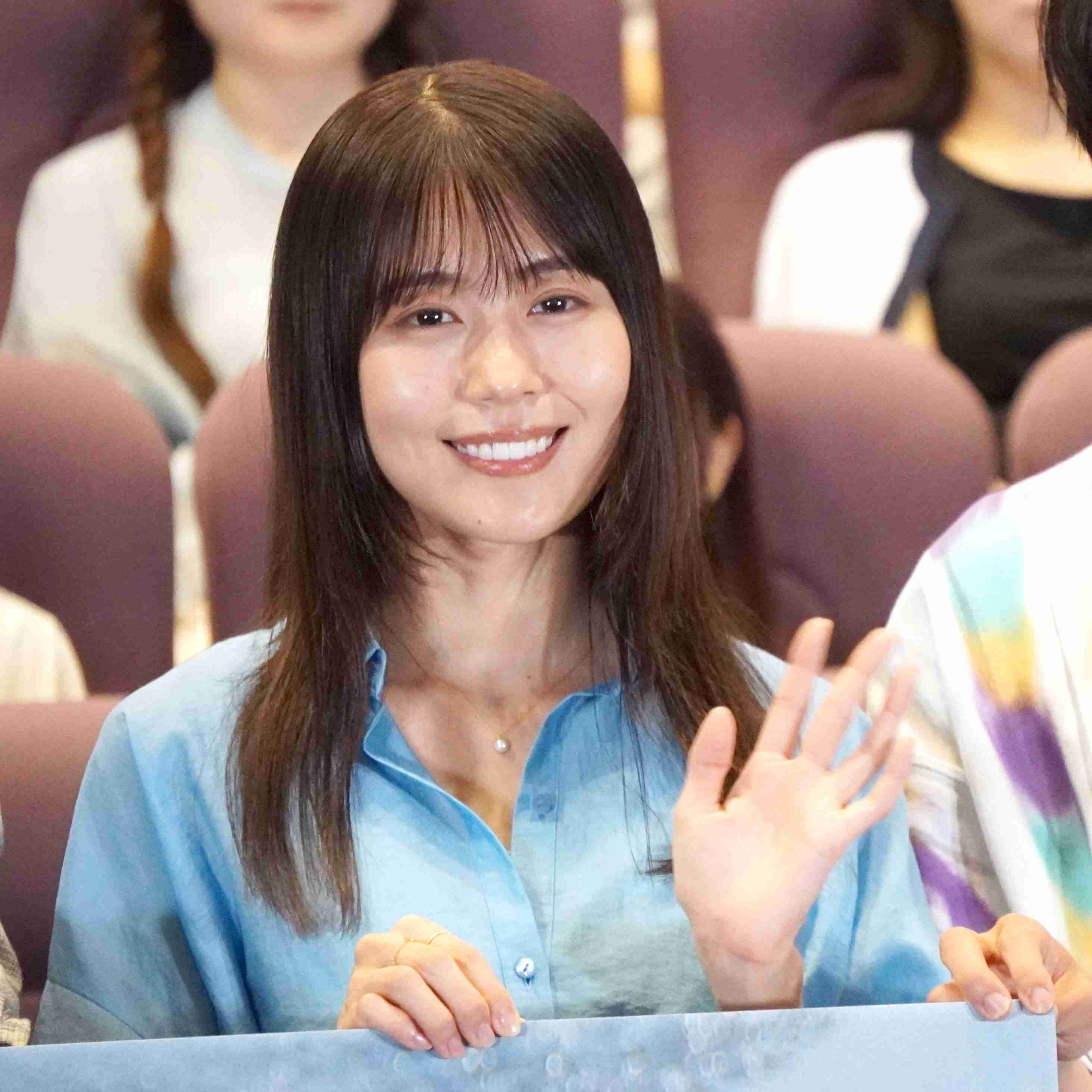 有村架純、体調を心配する声に「気にかけてくれてありがとう」透明感あふれる最新ショットも披露