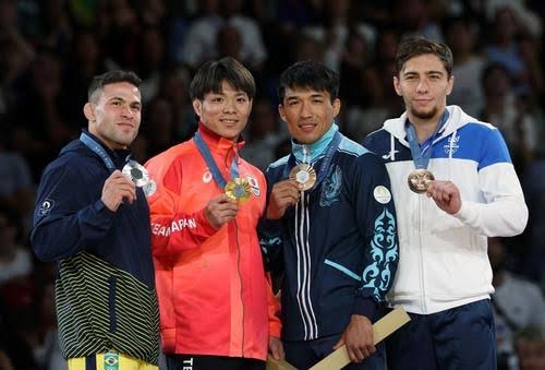 【パリ五輪】阿部一二三が連覇！敗退した妹・詩の見守る前で金メダル獲得　詩はスタンドで歓喜の涙