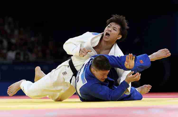 【パリ五輪】阿部一二三が連覇！敗退した妹・詩の見守る前で金メダル獲得　詩はスタンドで歓喜の涙