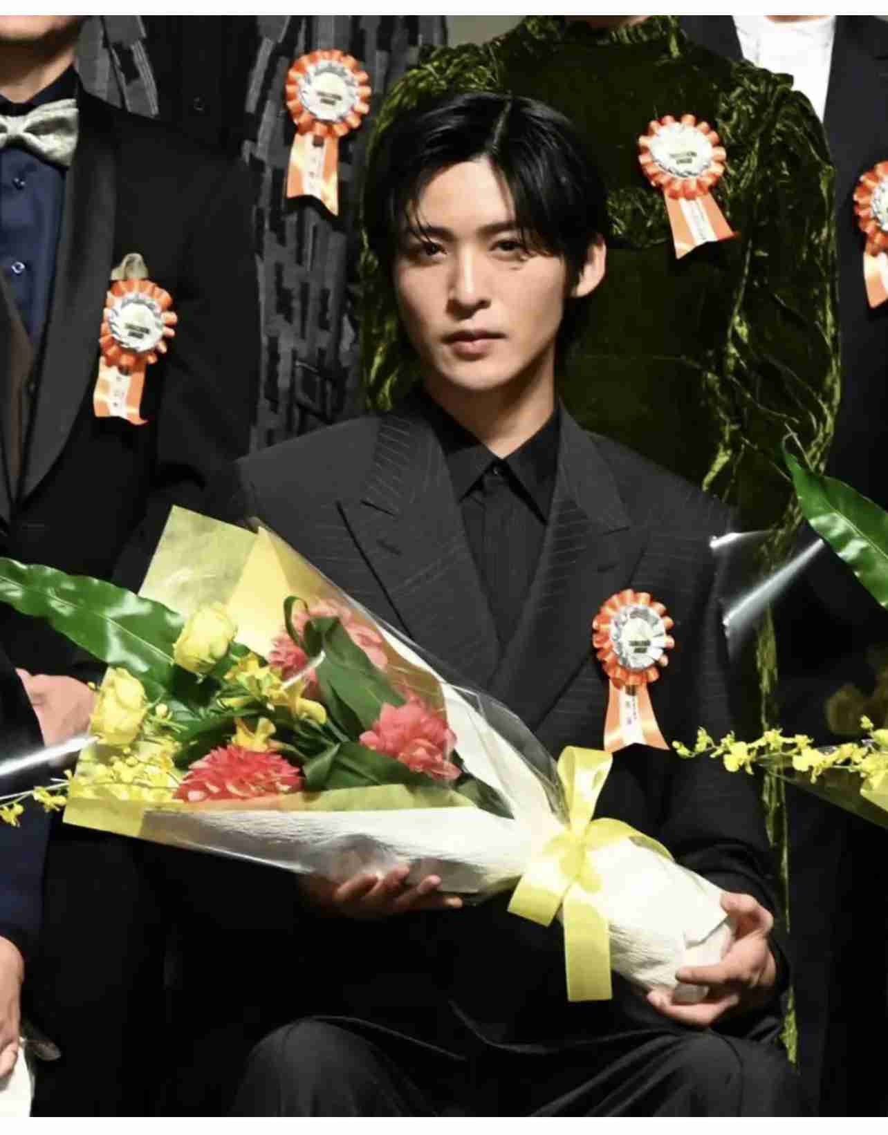 Snow Man目黒蓮、凛々しい横顔で花火を見上げる 天海祐希&今田美桜も出演する新CM公開