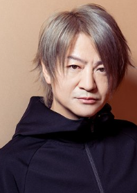 40代でグレイヘアにしている人いますか?