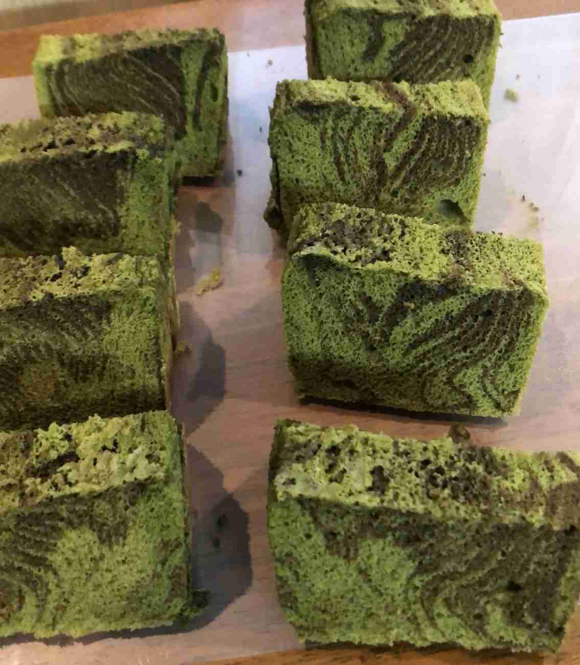 （お菓子）最近何手作りした？（パン）
