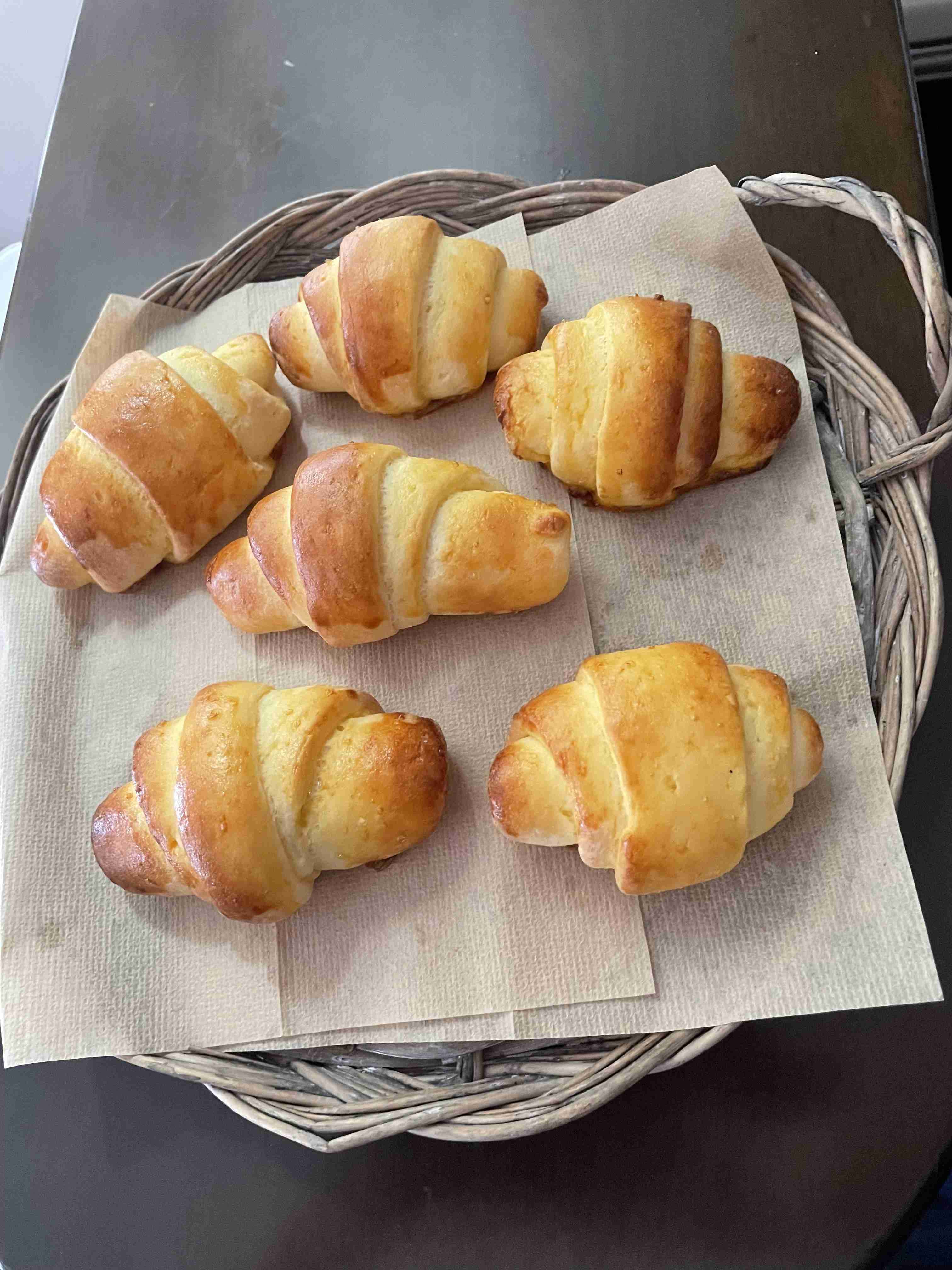 （お菓子）最近何手作りした？（パン）