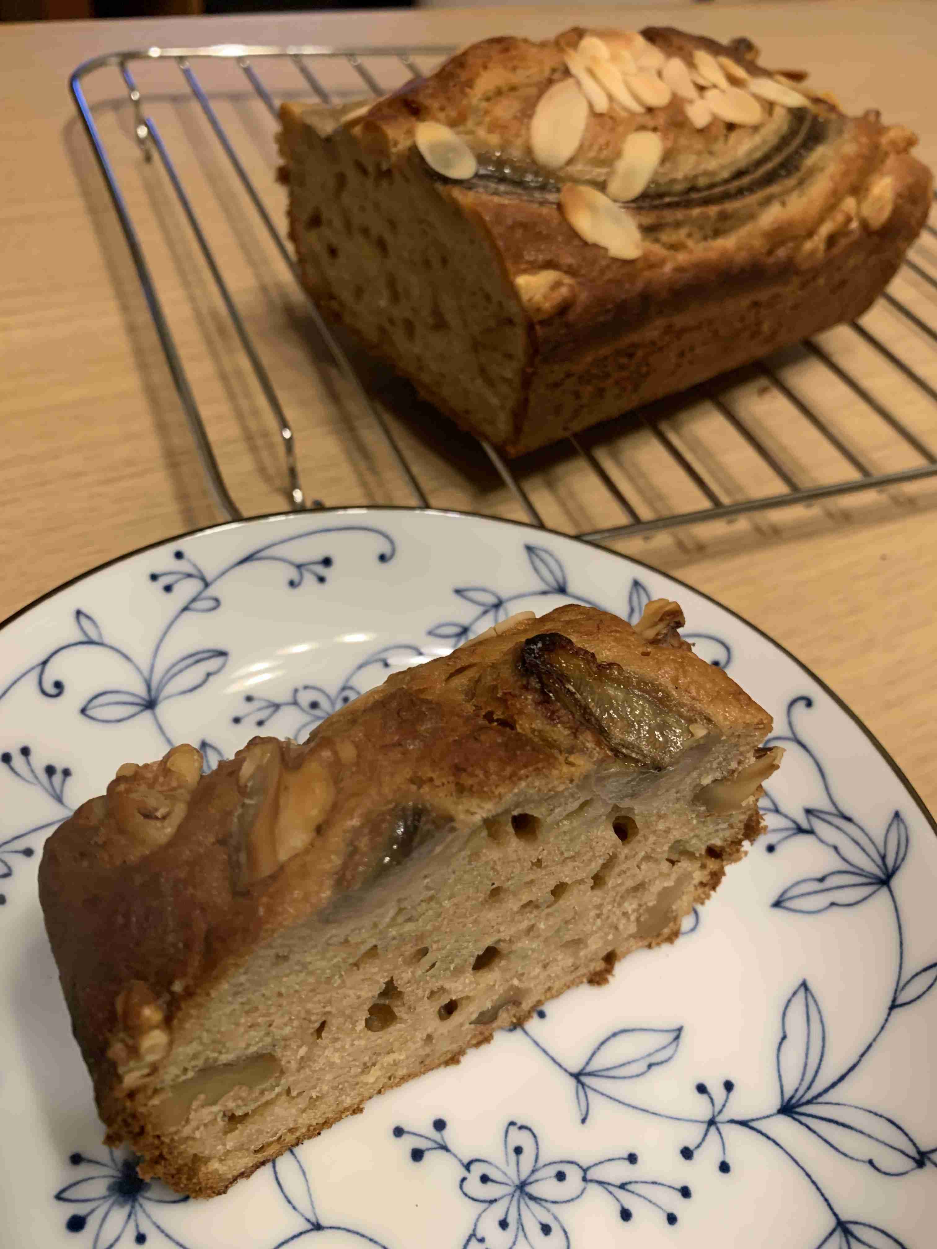 （お菓子）最近何手作りした？（パン）